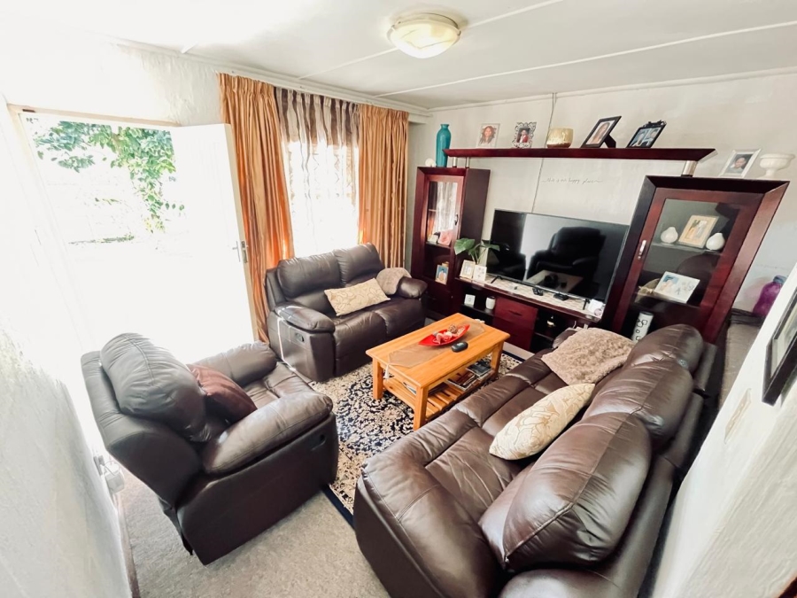 2 Bedroom Property for Sale in Morningside Eastern Cape